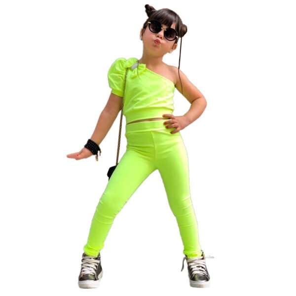 LiuliukdOne Shoulder Clothes Girl